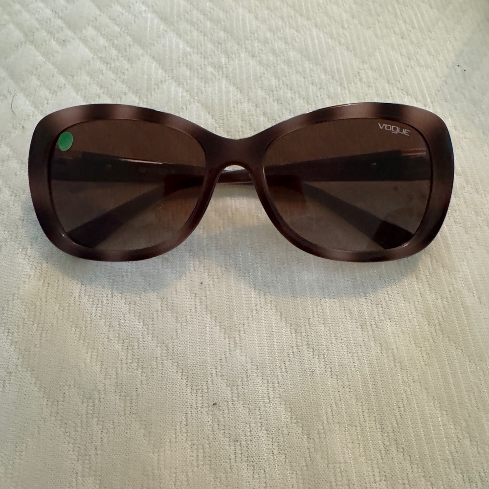 New Vogue Brown Oversized Sunglasses
